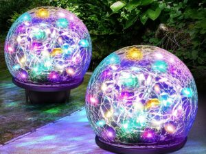 Keevvon Lot de 2 lampes solaires de jardin à 80 LED colorées en verre craquelé - Décoration extérieure - Étanche - Multicolore - Pour cour, allée, terrasse, Noël, décoration extérieure, 12 cm